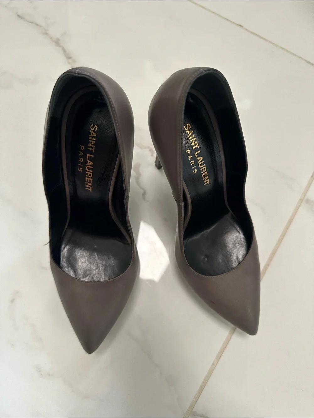 Saint Laurent Pointed-Toe Stiletto Pumps - Picture 9 of 13